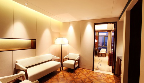 Suite, 1 King Bed, Smoking (2 Room)