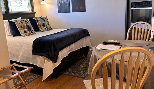 Suite, 1 Queen Bed