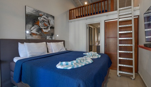 Pool side Suite with Loft (1-53) 