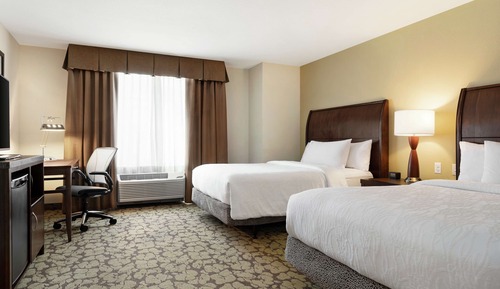 Room, 2 Queen Beds, Accessible (Roll in shower)