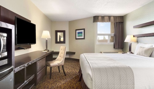 Room, 1 King Bed, Non Smoking