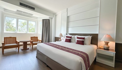 Superior Room, 1 King Bed