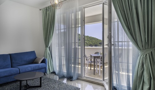 Comfort Apartment, 1 Bedroom, Terrace, Sea View (on the 3rd floor) 