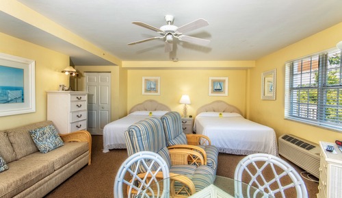 Studio, 2 Queen Beds, Partial Ocean View