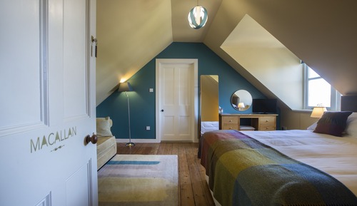 Standard Double Room (Macallan)