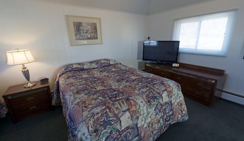 Full Size Bed