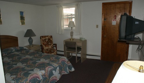 Single Room, 1 Queen Bed