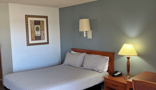 Standard Room, 1 Queen Bed, Smoking