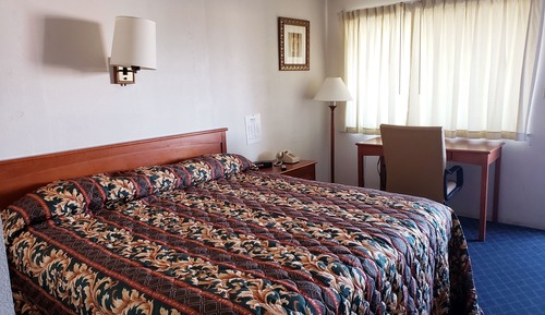 Standard Room, 1 King Bed, Non Smoking