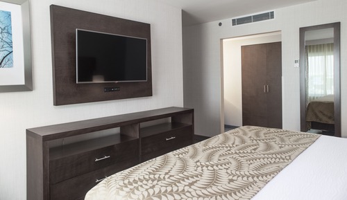 Suite, 2 Bedrooms, Kitchen