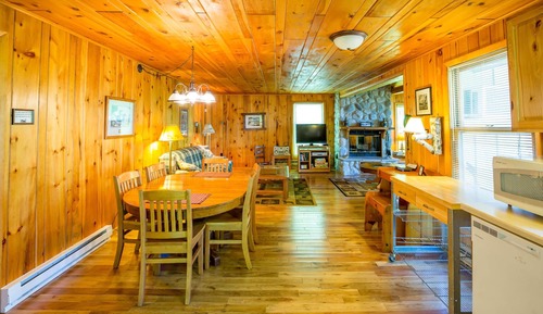 Premium Cabin, 3 Bedrooms, Fireplace, Lake View