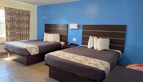 Room, 2 Queen Beds, Non Smoking