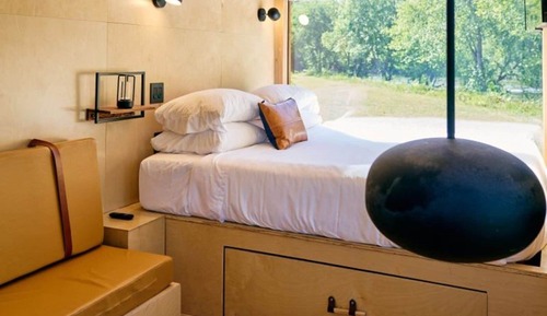 Premium Looking Glass Cabin