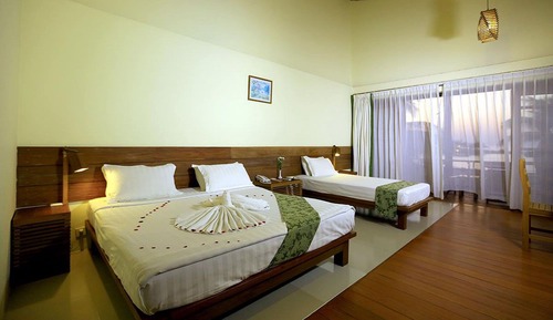 Deluxe Storey Sea View