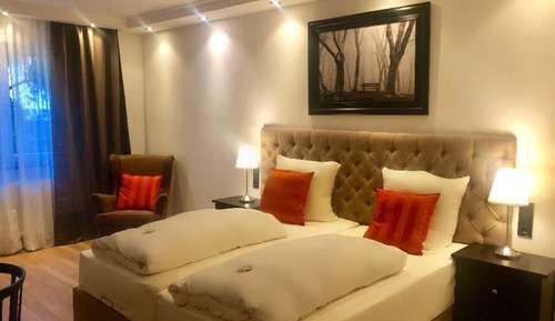 Comfort Triple Room, 1 Bedroom, Garden View, Ground Floor