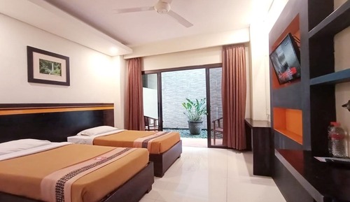 Jr Deluxe Room Only