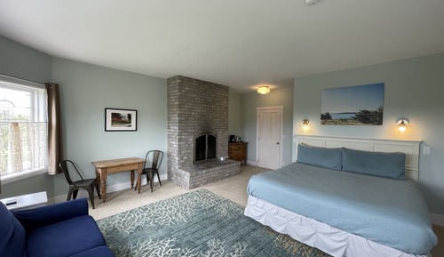 ROOM SIX