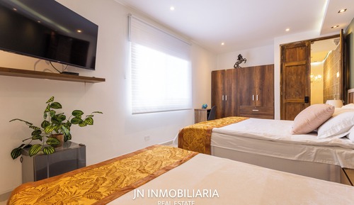 Deluxe Quadruple Room, City View