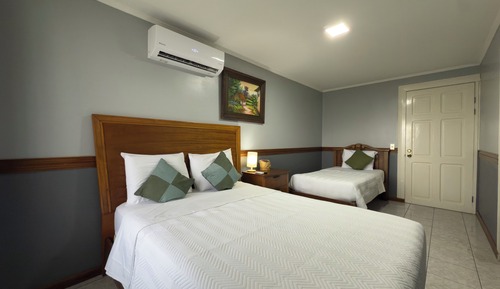 Family Room, 1 Bedroom