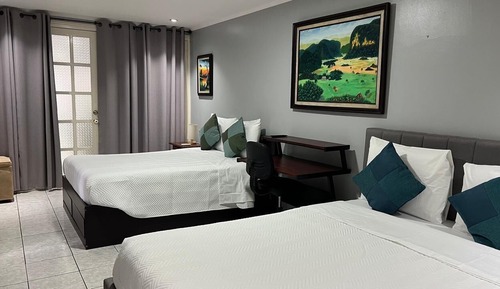 Family Single Room