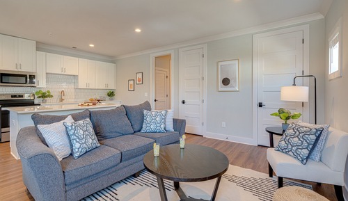 House (2 Bedrooms)