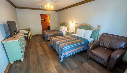 Classic Double Room, 2 Double Beds, Non Smoking, Housekeeping