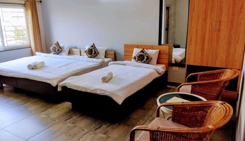 Family Single Room