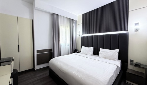 Deluxe Double Room, 1 King Bed