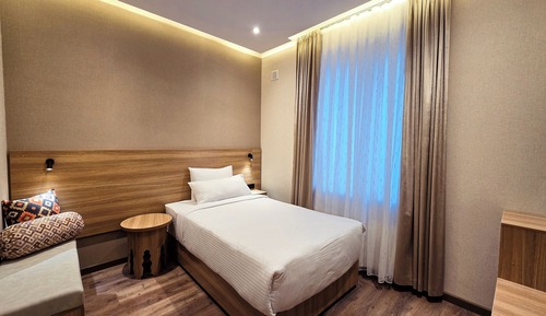 Standard Single Room, Courtyard View