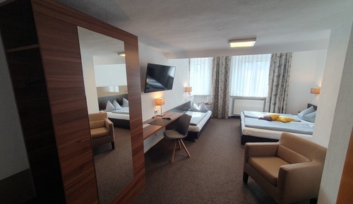 Triple Room