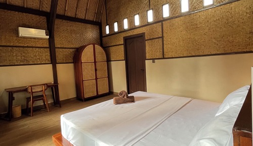 Deluxe Bungalow, Garden View