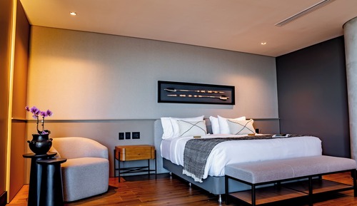Suite, River View