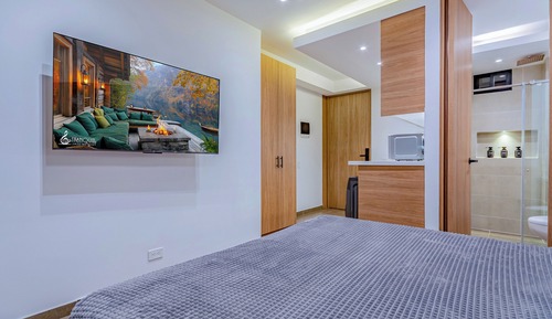 Junior Apartment