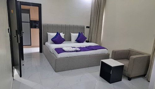 Deluxe Apartment