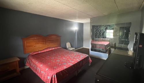 Room, 1 King Bed, Non Smoking