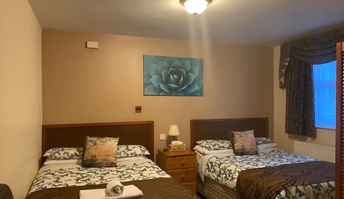 Standard family of 5 room