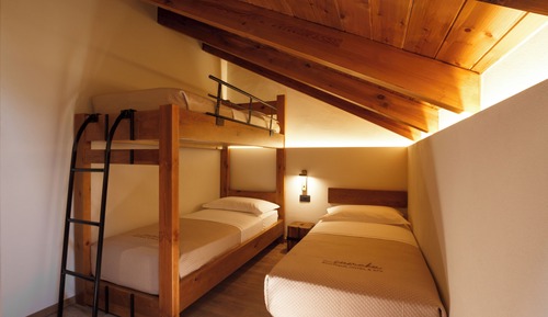 Economy Triple Room