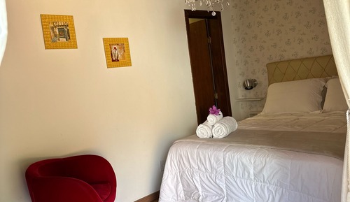 Comfort Suite, 1 Queen Bed, Garden View
