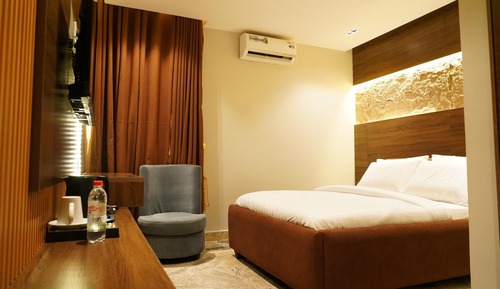 Standard Single Room, Golf View