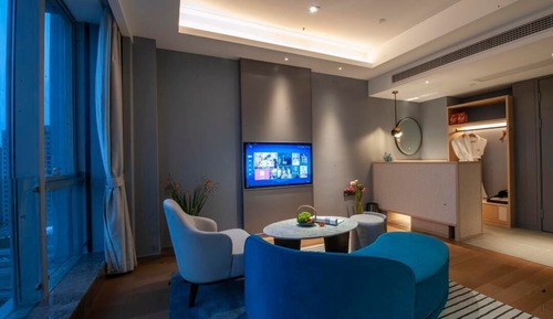 Executive King-size Bed Room