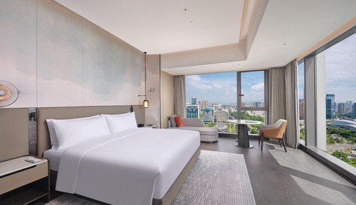 Premium Room, 1 King Bed