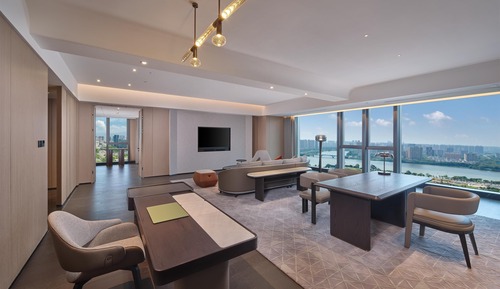 Premium Suite, 1 King Bed
