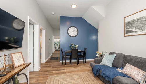 Apartment, Multiple Beds, Balcony, Garden View (887 Lexington Ave #1)