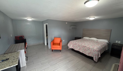 Comfort Room, 1 King Bed, Non Smoking