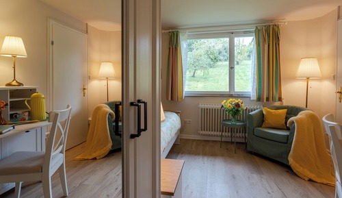 Standard Single Room, Hill View