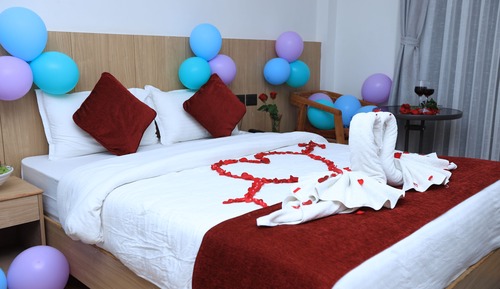 Deluxe Double Room, Balcony, Hill View