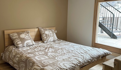 Classic Triple Room, City View