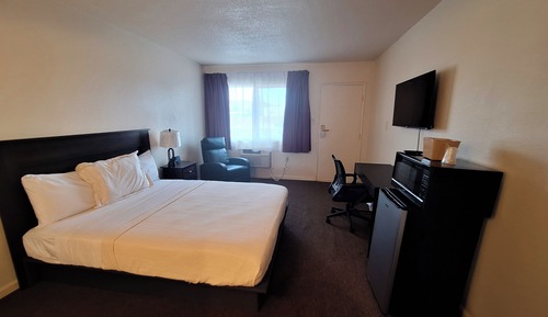 Standard Room, 1 Queen Bed, Non Smoking