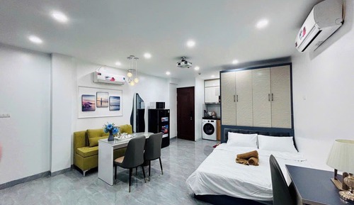 Deluxe Room, 1 Queen Bed, City View
