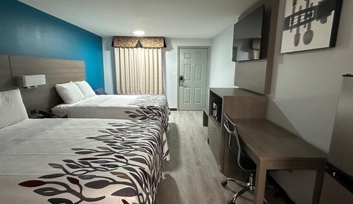 Basic Double Room, 2 Queen Beds